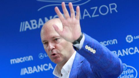 Rueda de prensa de despedida de Pepe Mel, también despedido