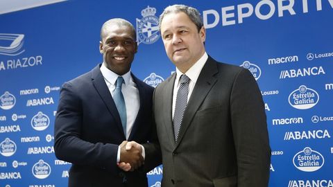 El siguiente inquilino del banquillo fue Clarence Seedorf, una apuesta que muchos no entendieron