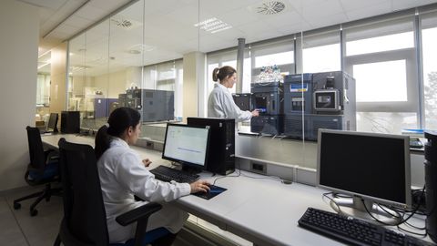 Laboratorio de Anfaco-Cecopesca donde se analiza la presencia de toxinas