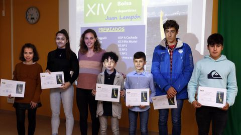 ENTREGA DE LAS BECAS JUAN LAMPON EN EL IES DE A POBRA, CON LA CHARLA DE LA NADADORA MARIA VILAS