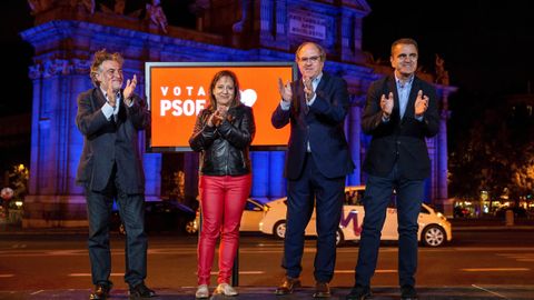 Los candidatos socialistas a la Comunidad de Madrid, Ángel Gabilondo, a la alcaldía madrileña, Pepu Hernández, al Parlamento Europeo, Iratxe García, acompañados por el presidente de los socialistas madrileños, José Manuel Franco