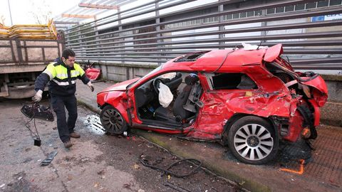 Imagen del accidente mortal que el motorista ahora juzgado protagonizó en el 2012 en las inmediaciones de Citröen
