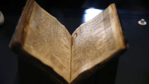 El Cdice del Cantar del Mo Cid, uno de los grandes tesoros de la Biblioteca Nacional de Espaa