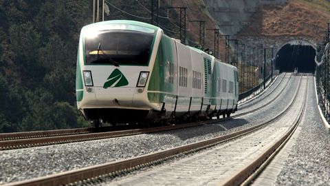 Uno de los trenes de pruebas del ADIF