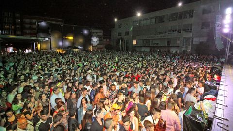 LUNES DE LAS FIESTAS DE BOIRO CON LA ORQUESTA EL COMBO DOMINICANO EN LA PLAZA DE GALICIA