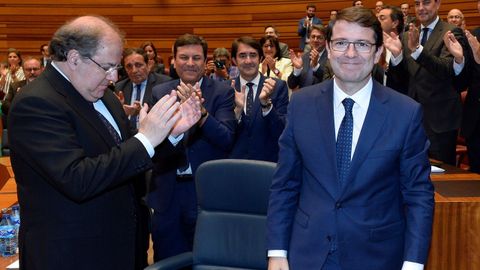 Juan Vicente Herrera aplaude al nuevo presidente