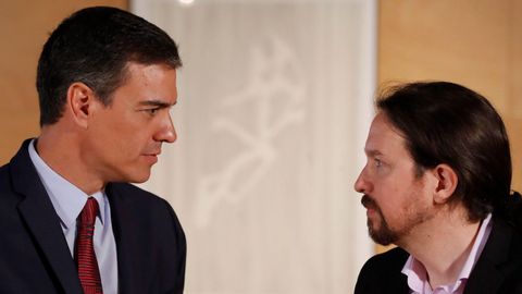 El presidente del Gobierno en funciones, Pedro Snchez, y el secretario general de Unidas Podemos, Pablo Iglesias