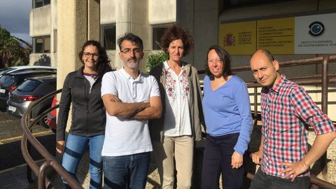 Jesús Gago, con los miembros del grupo de oceanografía del IEO de Vigo