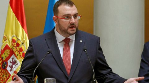 Adrián Barbón