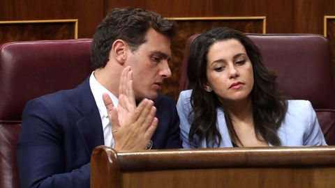 Albert Rivera e Ins Arrimadas, durante una de las intervenciones.