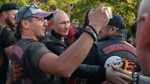 Putin se reunin el sabado en Crimea con los moteros Lobos de la Noche