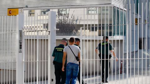 Cuartel de Milladoiro (A Corua) donde est el presunto asesino de Valga (Pontevedra)