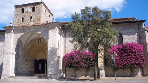La Basílica de Santa María del Concejo en Llanes