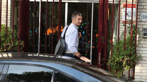 Urdangarin, a su llegada al Hogar Don Oriane de Pozuelo de Alarcón para cumplir su primer día de voluntariado