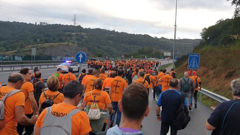 Marcha de los trabajadores de Vesuvius entre la fbrica y la Junta General del Principado de Asturias en Oviedo
