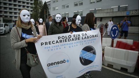 Protesta enfermeras eventuales el pasado 11 de octubre ante el Chuac