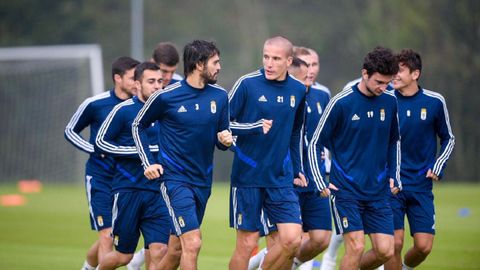 Jugadores del Real Oviedo en El Requexón
