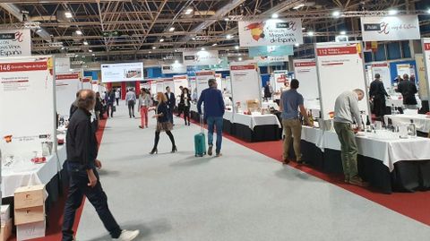El salón organizado por la Guía Peñín reúne a 320 bodegas de toda España
