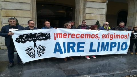 Protesta, hoy, a las puertas del ayuntamiento