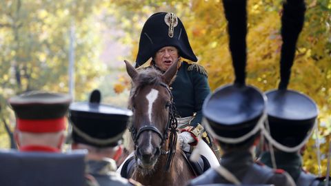 Sokolov,  especialista en Napolen y condecorado con la Legin de Honor francesa, vestido de militar ruso del ao 1812 en un festival en San Petersburgo
