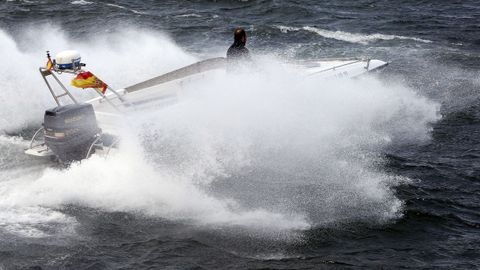 Oleaje en la ría de Arousa