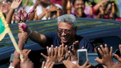 Sri Lanka acude a las urnas esta sbado en unas elecciones presidenciales con un rcord histrico de 35 candidatos, entre los que destaca la figura del que muchos ven como su salvador: Gotabaya Rajapaksa