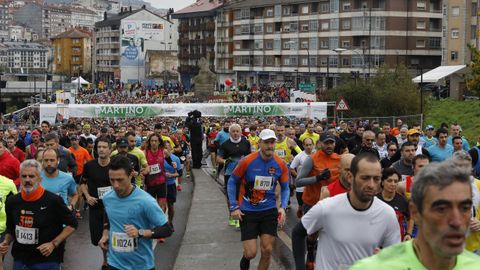 Búscate en el multitudinario pelotón de la San Martiño