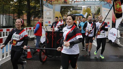 Búscate en el multitudinario pelotón de la San Martiño