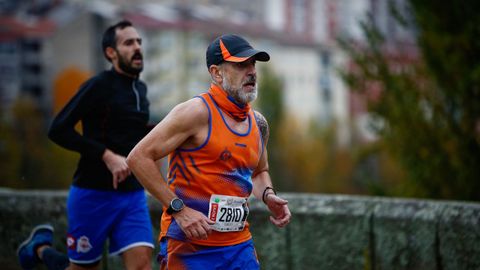 Miles de atletas recorrieron las calles de Ourense en la clásica atlética de otoño