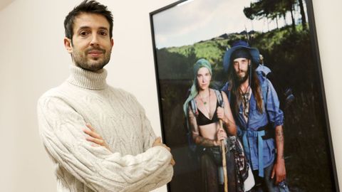 Jesús Madriñán recorrió durante dos meses el Camino de Santiago para la muestra «I am light»