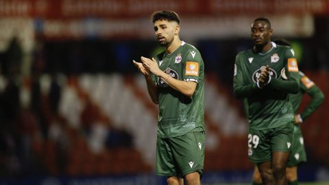 Peru Nolaskoain, en primer término, tras el derbi contra el Lugo