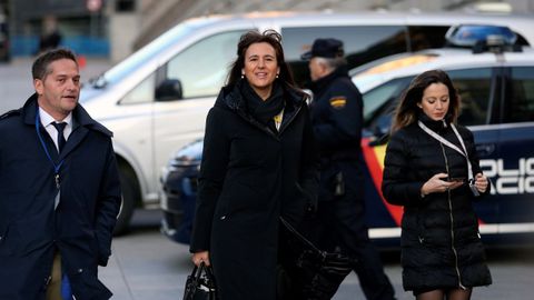 La portavoz de Junts Per Catalunya en el Congreso, Laura Borrs, a su llegada hoy al Congreso de los Diputados