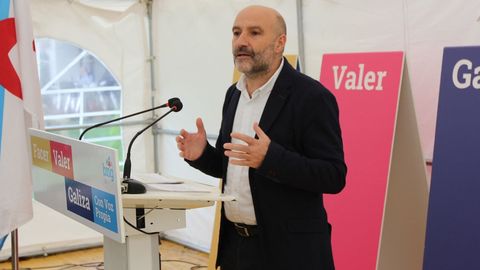 Néstor Rego, del BNG, permanecerá en el Grupo Mixto con los independentistas de Junts per Catalunya