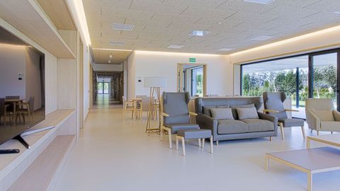 Nueva residencia Martín Pou de Aspronaga en Lamastelle (Oleiros), financiada por la Fundación Amancio Ortega