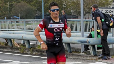 JAVIER GOMEZ NOYA | Se proclamo bronce en el Mundial de Triatlon, oro en el Mundial de larga distancia ITU y fue plata en el Europeo de Ironman