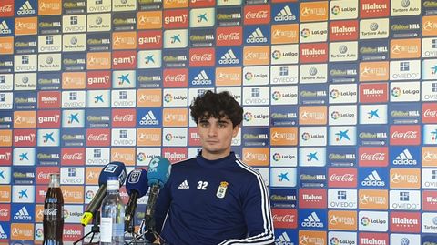 Javi Mier en la sala de prensa de El Requexón. Imagen de archivo