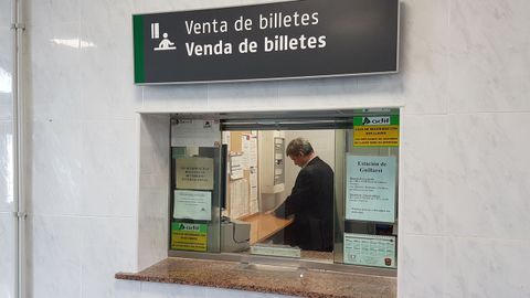 La venta de billetes presencial volvió a estaciones como la de Guillarei, en Tui