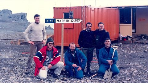 Una imagen de la estación en los años noventa. Los módulos han sustituido a los contenedores.