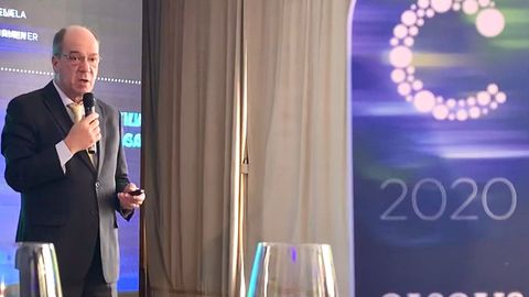 Carreiras es un duro crítico de Rui Rio, que opta a la reelección del partido de centroderecha luso