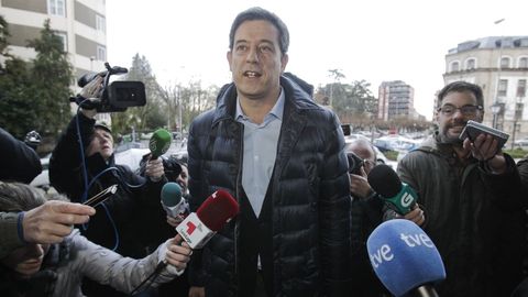 Gómez Besteiro acudiendo a los juzgados de Lugo a principios del año pasado para declarar como imputado por el caso Garañón