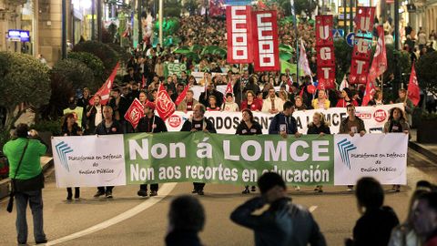 Manifestación contra la Lomce en Vigo en octubre del 2013. La conocida como ley Wert resultó muy polémica desde el primer momento