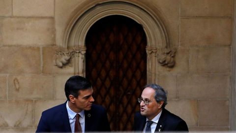 Pedro Sánchez y Quim Torra, en el Palau de la Generalitat, antes de su reunión del 6 de febrero del 2020