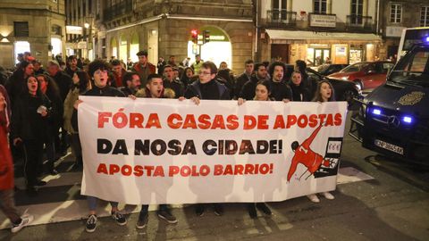 Desde hace tiempo en varias ciudades gallegas varias plataformas se han manifestados contra las casas de apuestas