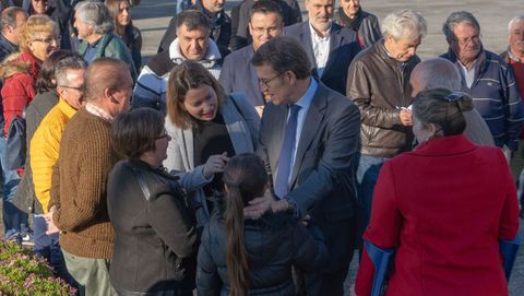 Feijoo se reunió este lunes, en Salvaterra do Miño, con un grupo de viticultores de la comarca do Condado