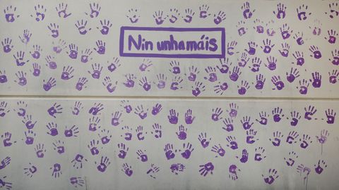 Cartel contra la violencia machista en el instituto de Valga (Pontevedra)