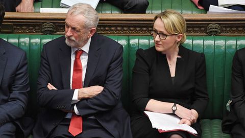 Jeremy Corbyn y Rebecca Long-Bailey, en el Parlamento