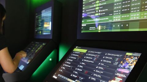 MÁQUINA DE APUESTAS DEPORTIVAS