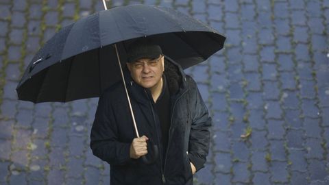 Sarille escribiu os artigos recompilados no libro entre os anos 2004 e 2019