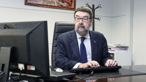 Juan Gestal, profesor emérito de Medicina Preventiva en la USC