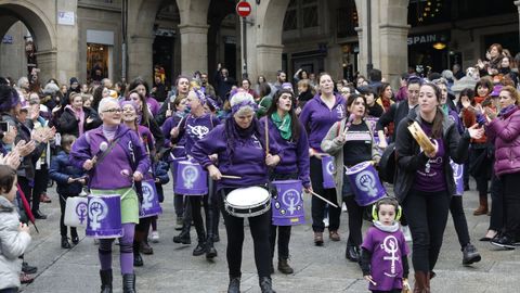 8M en Ourense.La Marcha Mundial das Mulleres recorrió la ciudad con su manifestación reivindicativa